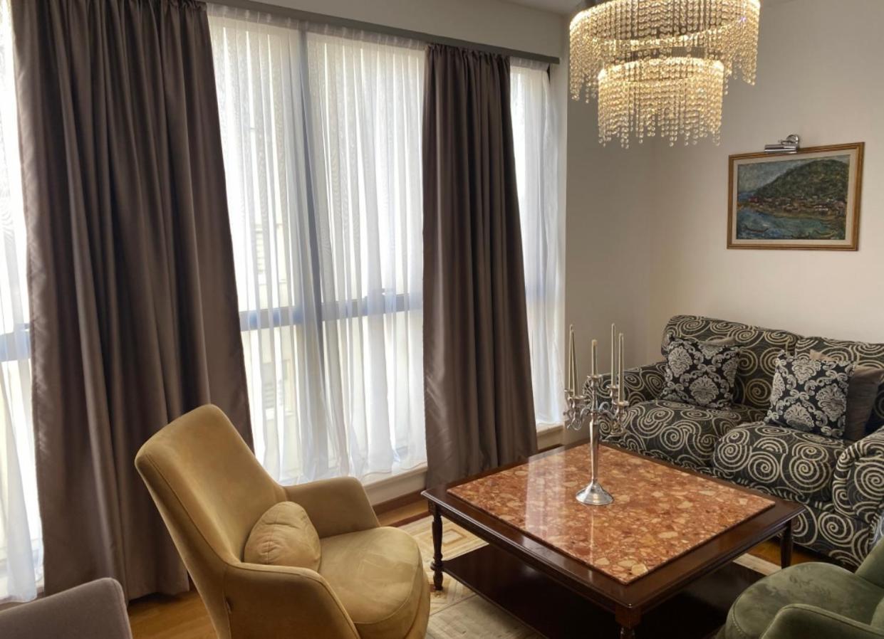 Hotel Ideall Podgorica Buitenkant foto