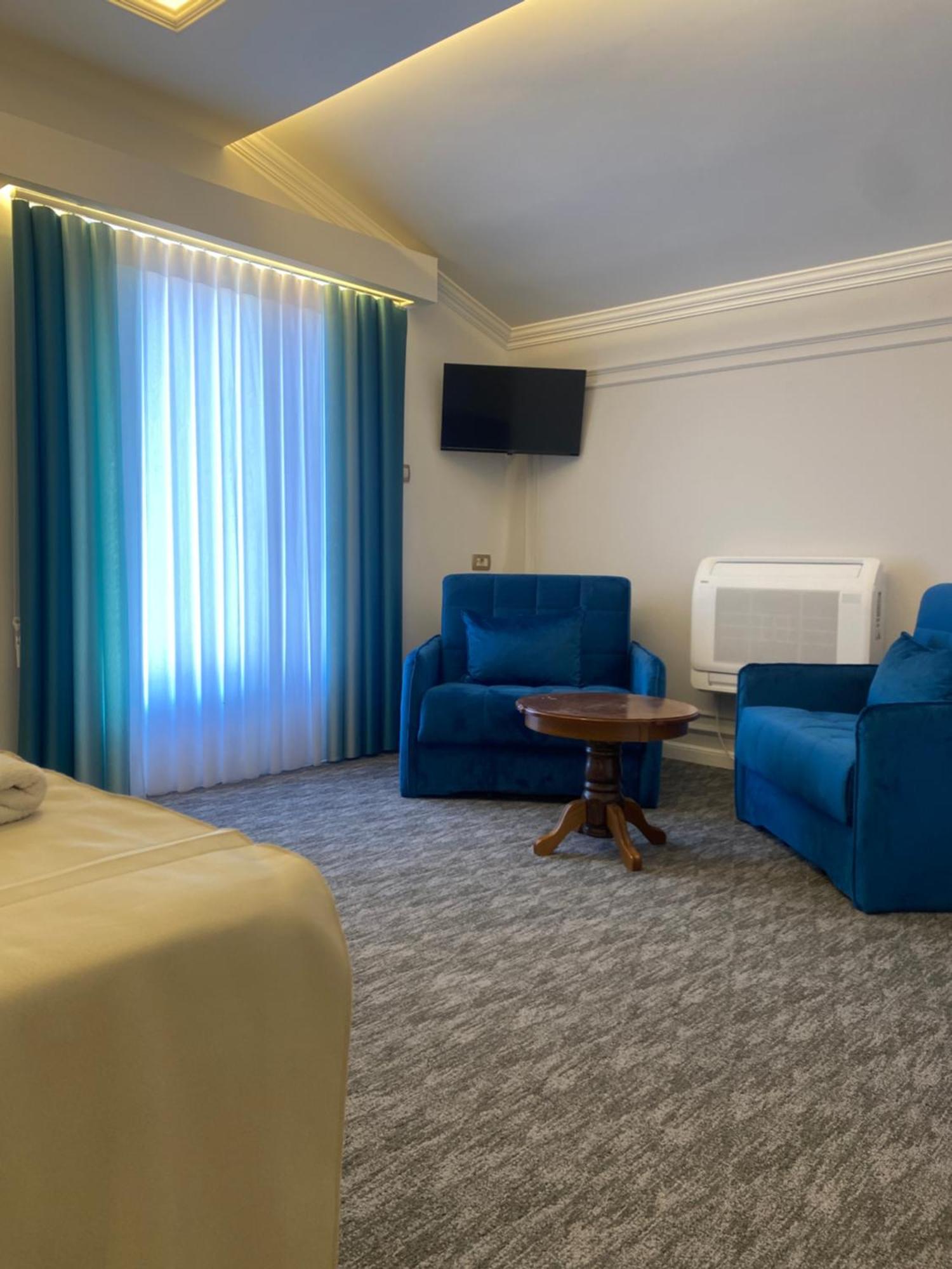 Hotel Ideall Podgorica Kamer foto